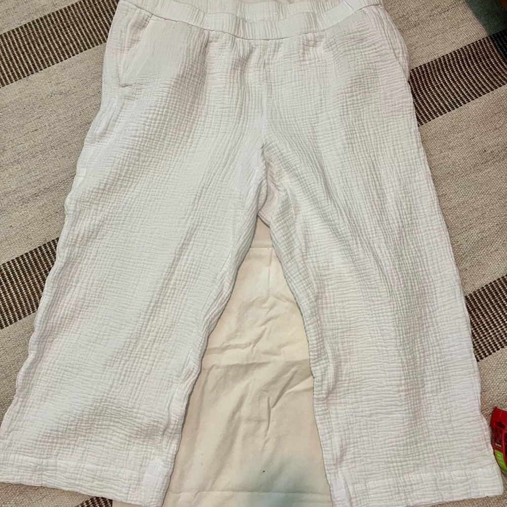 J. Jill White Cropped Pants EUC